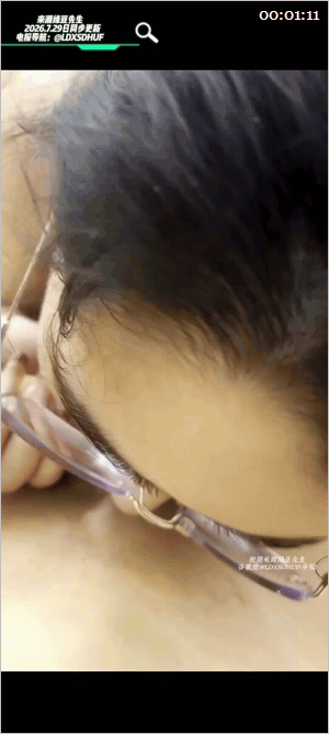 ✨纹身哥约啪的炮友性爱日记、少妇收割机「ck8」「paock7」推特约的骚妇，老公帮她运营账户，活真太好了，还能保持一贯动作