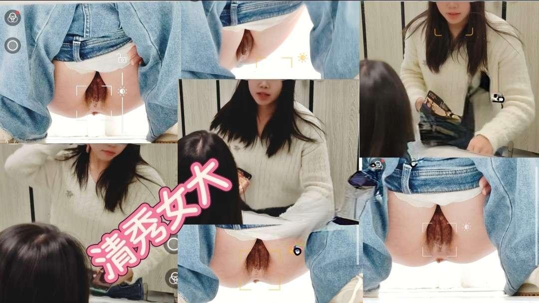 七月流出高校女厕偷拍❤️学妹秀发撩动谁的心弦正面近距离观摩展示蝴蝶逼阴毛性感好看