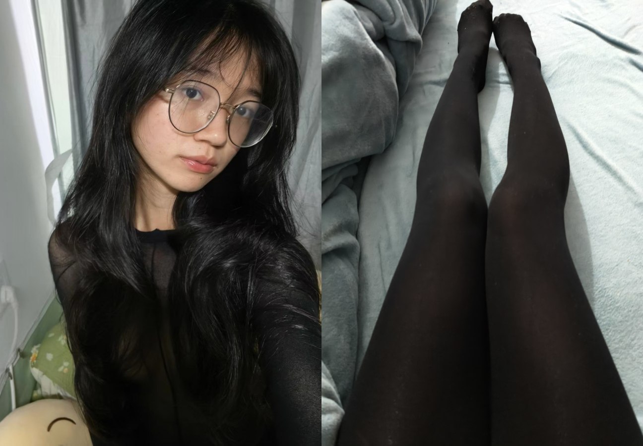 ⚫️【原档泄密】土豪重金定制，超级反差清纯眼镜妹在家和宿舍脸鲍同框紫薇粉穴，无水印原档(44V)